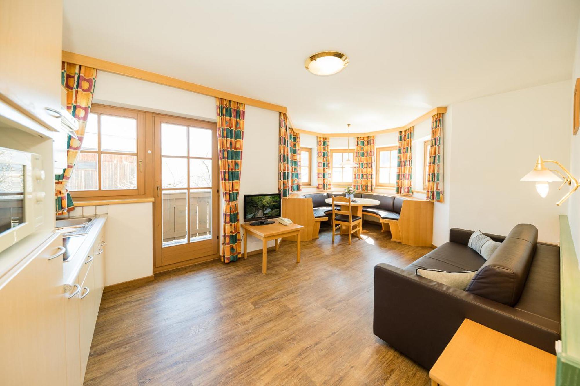 Aparthotel Feriengut Hasenau Saalbach-Hinterglemm Exterior foto